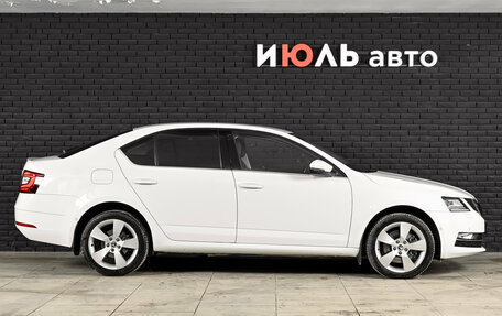 Skoda Octavia, 2019 год, 2 590 000 рублей, 9 фотография