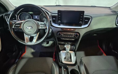 KIA cee'd III, 2021 год, 1 960 000 рублей, 10 фотография