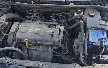 Opel Astra J, 2013 год, 900 000 рублей, 6 фотография