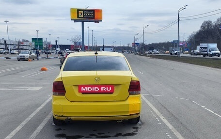 Volkswagen Polo VI (EU Market), 2018 год, 380 000 рублей, 2 фотография