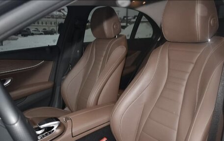 Mercedes-Benz E-Класс, 2018 год, 3 065 000 рублей, 3 фотография