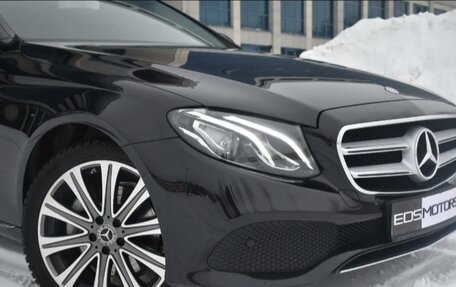 Mercedes-Benz E-Класс, 2018 год, 3 065 000 рублей, 9 фотография