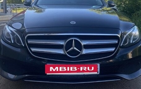 Mercedes-Benz E-Класс, 2018 год, 3 065 000 рублей, 14 фотография