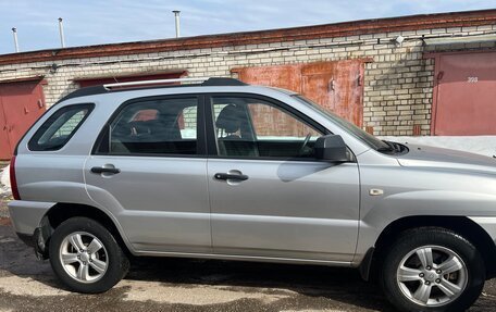 KIA Sportage II, 2010 год, 1 500 000 рублей, 2 фотография