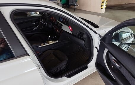 BMW 3 серия, 2017 год, 2 000 000 рублей, 6 фотография