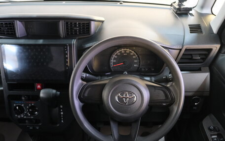 Toyota Roomy I, 2021 год, 1 349 000 рублей, 12 фотография