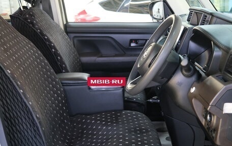 Toyota Roomy I, 2021 год, 1 349 000 рублей, 8 фотография