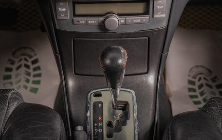 Toyota Avensis III рестайлинг, 2004 год, 549 000 рублей, 17 фотография