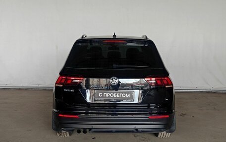 Volkswagen Tiguan II, 2020 год, 2 620 000 рублей, 6 фотография