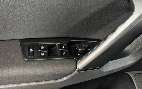 Volkswagen Tiguan II, 2020 год, 2 620 000 рублей, 15 фотография