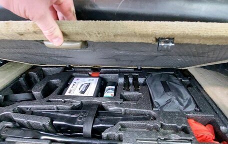 Land Rover Discovery IV, 2012 год, 1 300 000 рублей, 13 фотография