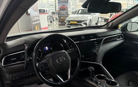 Toyota Camry, 2018 год, 2 349 000 рублей, 9 фотография