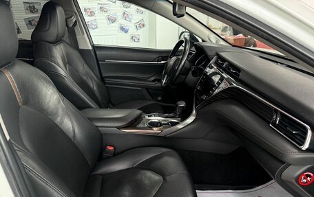 Toyota Camry, 2018 год, 2 349 000 рублей, 14 фотография