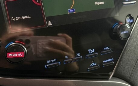 Toyota Camry, 2018 год, 2 349 000 рублей, 22 фотография