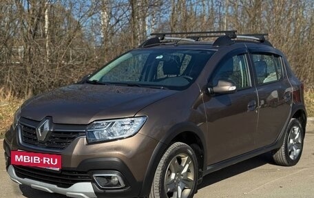 Renault Sandero II рестайлинг, 2019 год, 1 050 000 рублей, 4 фотография