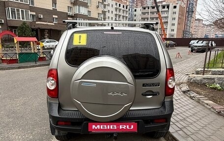 Chevrolet Niva I рестайлинг, 2012 год, 600 000 рублей, 4 фотография