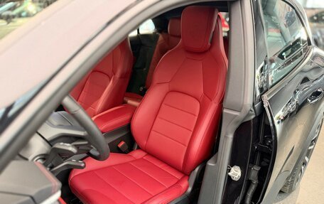 Porsche Macan, 2025 год, 11 990 000 рублей, 12 фотография