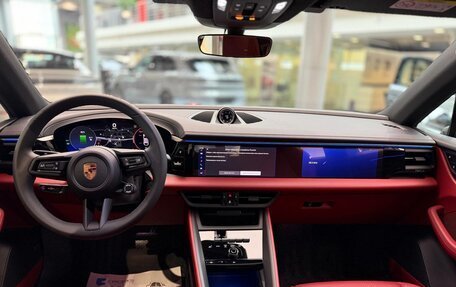 Porsche Macan, 2025 год, 11 990 000 рублей, 9 фотография