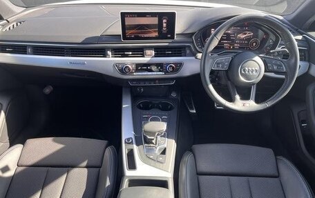 Audi A4, 2019 год, 1 390 007 рублей, 7 фотография