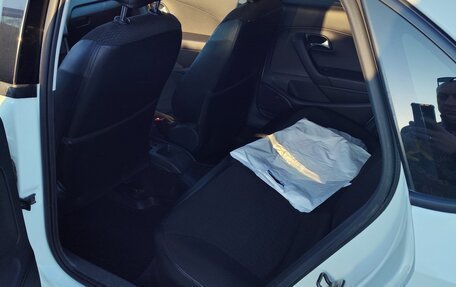 Volkswagen Polo VI (EU Market), 2015 год, 920 000 рублей, 6 фотография