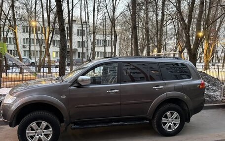 Mitsubishi Pajero Sport II рестайлинг, 2012 год, 1 950 000 рублей, 4 фотография