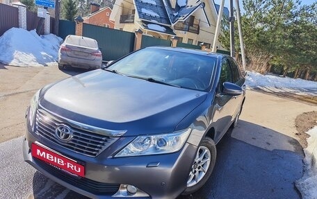 Toyota Camry, 2013 год, 1 930 000 рублей, 2 фотография