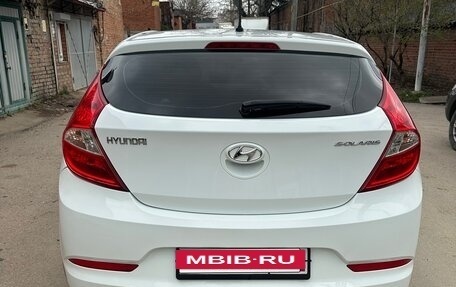 Hyundai Solaris II рестайлинг, 2015 год, 1 300 000 рублей, 4 фотография