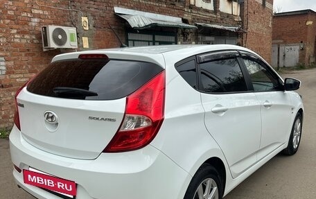 Hyundai Solaris II рестайлинг, 2015 год, 1 300 000 рублей, 5 фотография