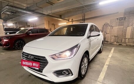 Hyundai Solaris II рестайлинг, 2018 год, 1 500 000 рублей, 3 фотография