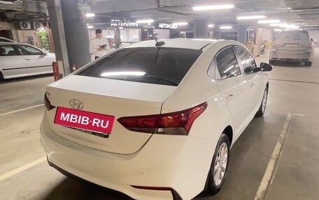 Hyundai Solaris II рестайлинг, 2018 год, 1 500 000 рублей, 9 фотография