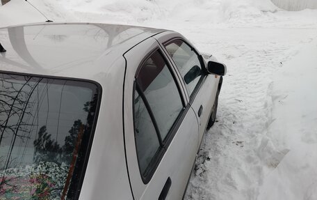 Nissan Almera, 1998 год, 175 000 рублей, 4 фотография