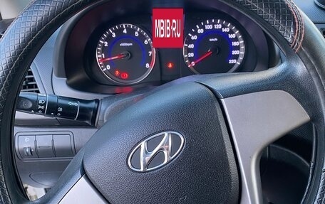 Hyundai Solaris II рестайлинг, 2014 год, 990 000 рублей, 2 фотография