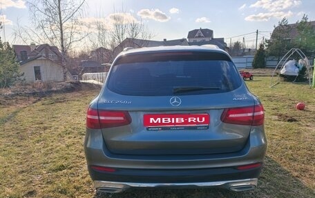 Mercedes-Benz GLC, 2017 год, 2 640 000 рублей, 3 фотография