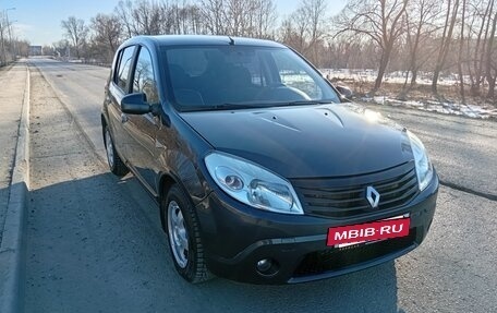 Renault Sandero I, 2010 год, 437 000 рублей, 2 фотография