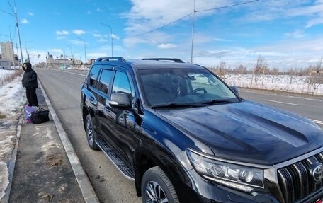 Toyota Land Cruiser Prado 150 рестайлинг 2, 2021 год, 6 700 000 рублей, 1 фотография