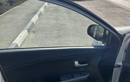 KIA Rio III рестайлинг, 2017 год, 1 230 000 рублей, 10 фотография