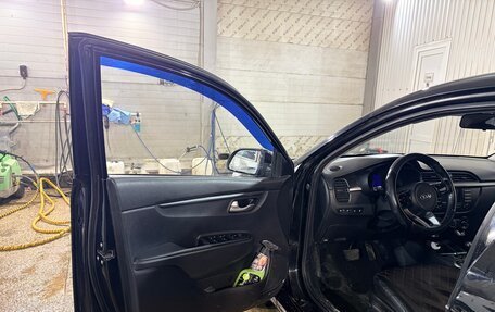 KIA Rio IV, 2019 год, 1 000 000 рублей, 6 фотография