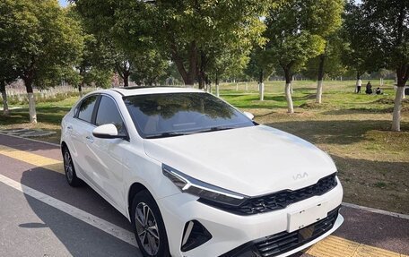 KIA Rio IV, 2022 год, 1 590 000 рублей, 3 фотография