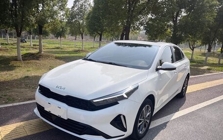 KIA Rio IV, 2022 год, 1 590 000 рублей, 2 фотография