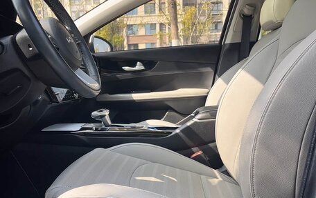 KIA Rio IV, 2022 год, 1 590 000 рублей, 9 фотография