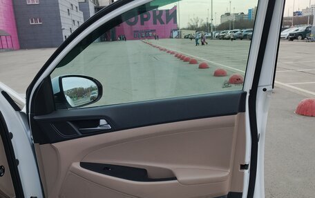 Hyundai Tucson III, 2017 год, 2 350 000 рублей, 2 фотография