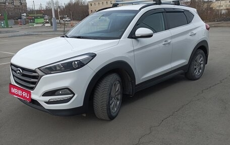 Hyundai Tucson III, 2017 год, 2 350 000 рублей, 6 фотография