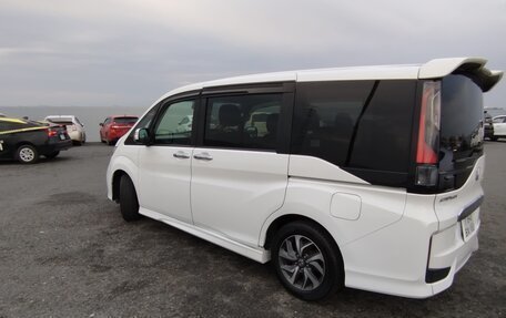 Honda Stepwgn IV, 2015 год, 1 760 000 рублей, 4 фотография