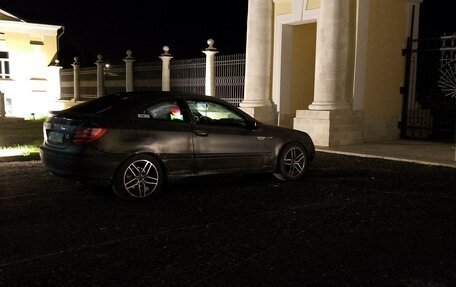 Mercedes-Benz C-Класс, 2002 год, 600 000 рублей, 2 фотография