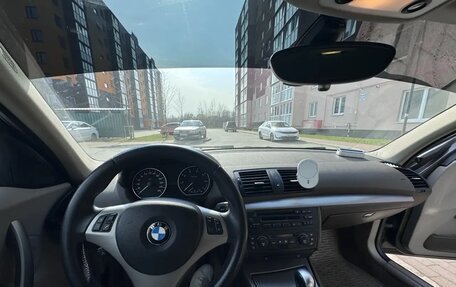 BMW 1 серия, 2006 год, 900 000 рублей, 9 фотография