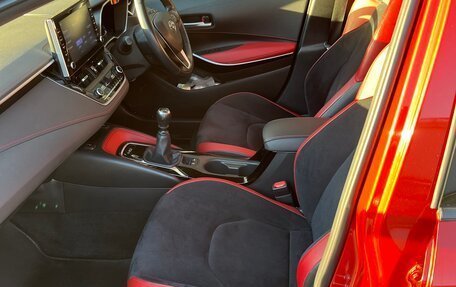 Toyota Corolla, 2019 год, 1 950 000 рублей, 10 фотография