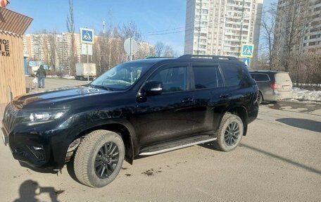 Toyota Land Cruiser Prado 150 рестайлинг 2, 2021 год, 5 935 000 рублей, 3 фотография