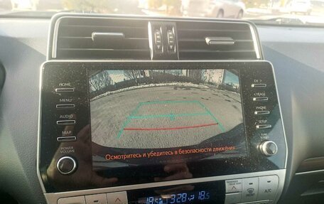 Toyota Land Cruiser Prado 150 рестайлинг 2, 2021 год, 5 935 000 рублей, 11 фотография