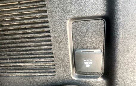 Toyota Land Cruiser Prado 150 рестайлинг 2, 2021 год, 5 935 000 рублей, 23 фотография