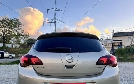 Opel Astra J, 2011 год, 720 000 рублей, 4 фотография